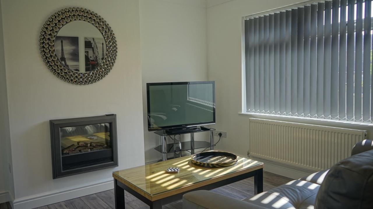 Palm House Apartment Widnes Exterior photo