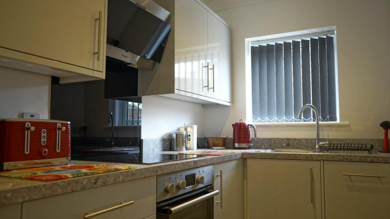 Palm House Apartment Widnes Exterior photo